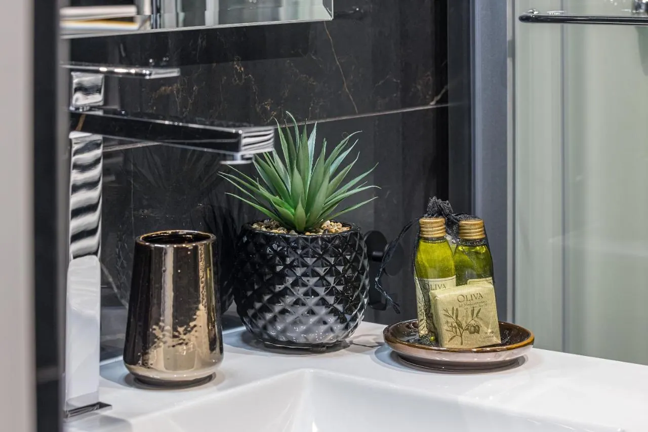 Luxury 3 Bdr Garden & Parking - Angels' Garden Daire Nice