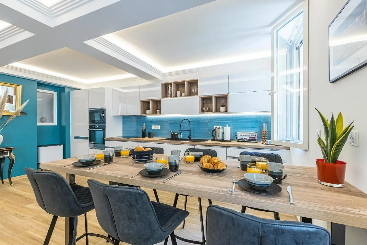 Luxury 3 Bdr Garden & Parking - Angels' Garden Daire Nice