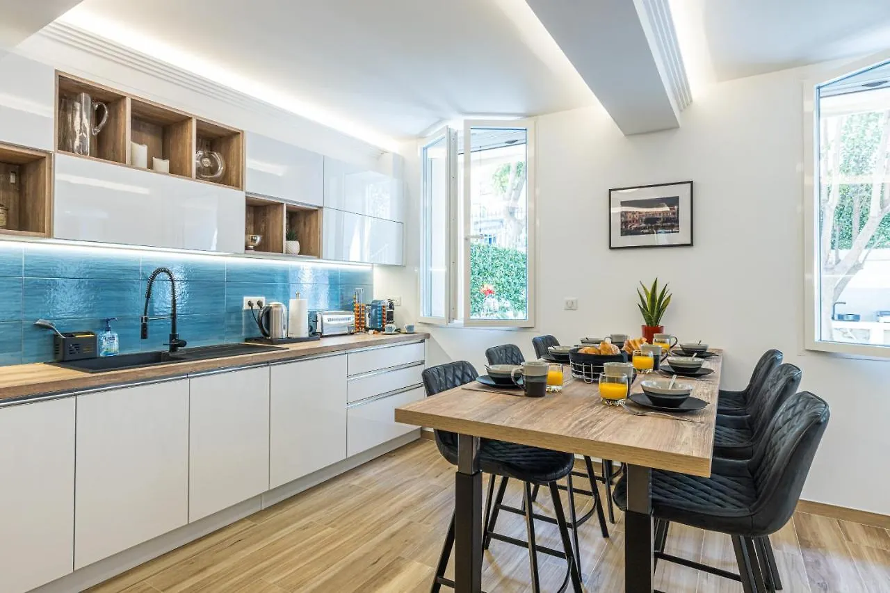 Luxury 3 Bdr Garden & Parking - Angels' Garden Apartment Nice France