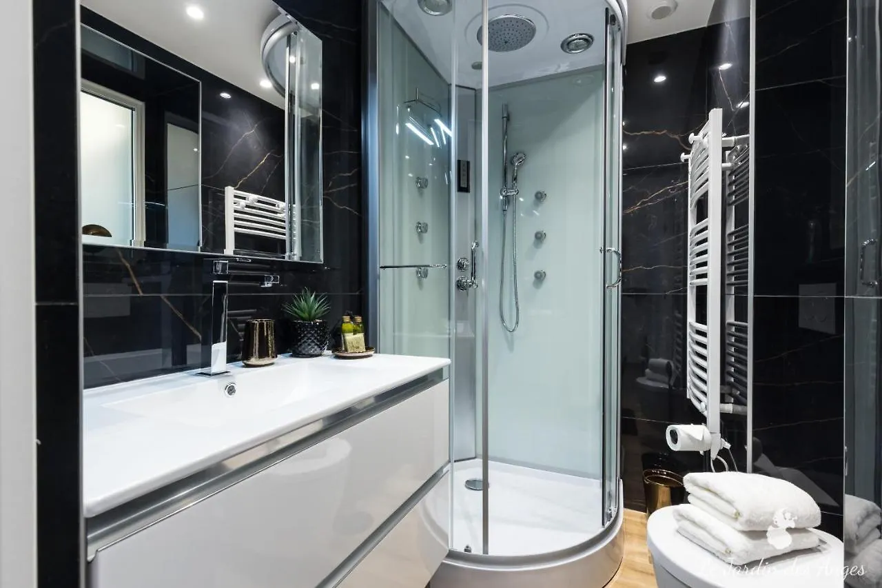 Luxury 3 Bdr Garden & Parking - Angels' Garden Apartment Nice