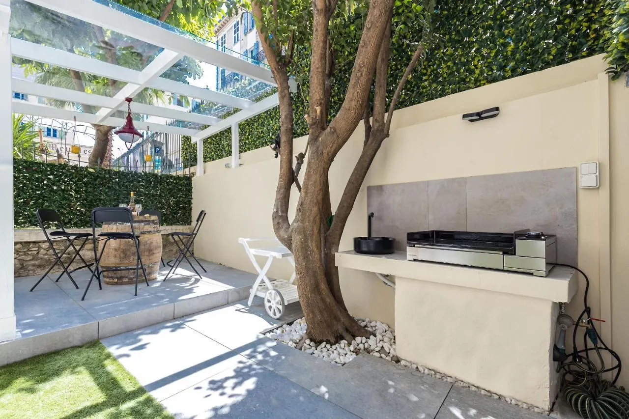 Luxury 3 Bdr Garden & Parking - Angels' Garden Apartment Nice France